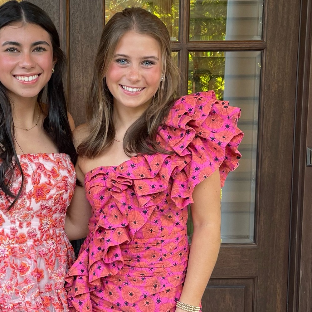 Meet your Posher, Caroline